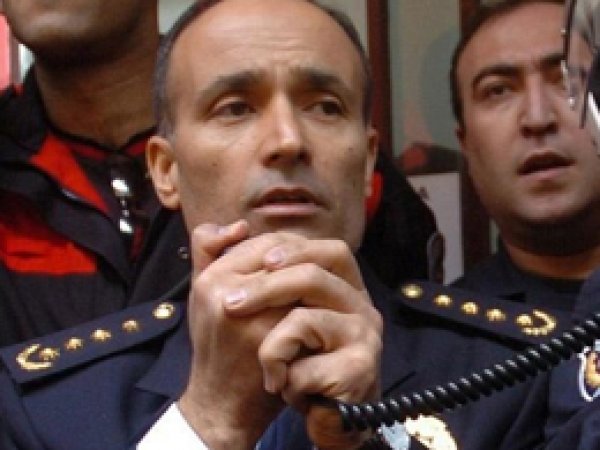 Eski İstihbarat Daire Başkanı gözaltına alındı