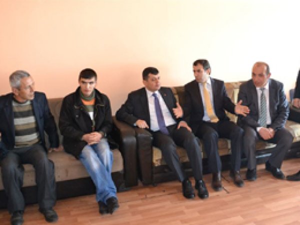 Vali Yardımcısı yaşlıların sorunları dinledi