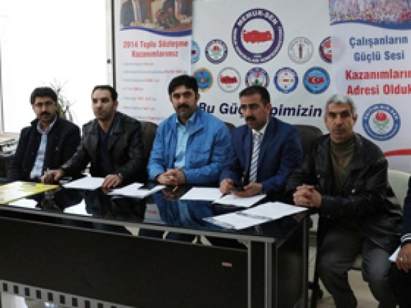 'Okul müfredatı teknolojiye göre düzenlensin'
