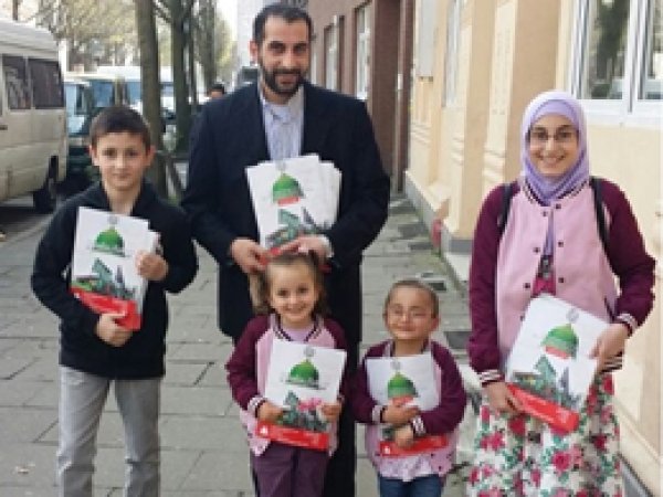 Hamburg Kutlu Doğum programına hazır