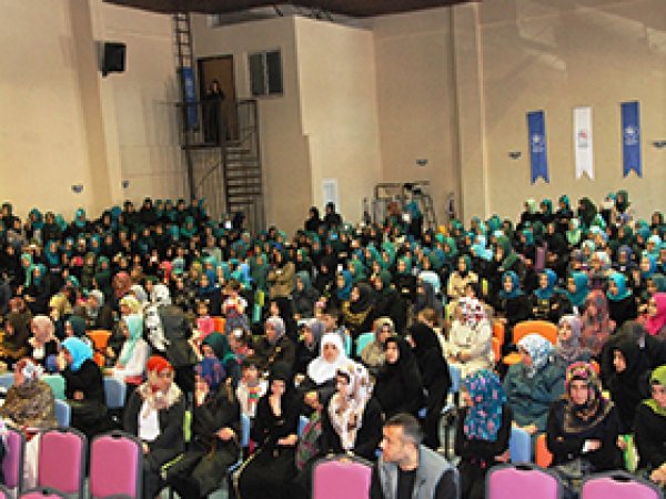 Kız İmam Hatip Lisesinde Muhammedi Sevda