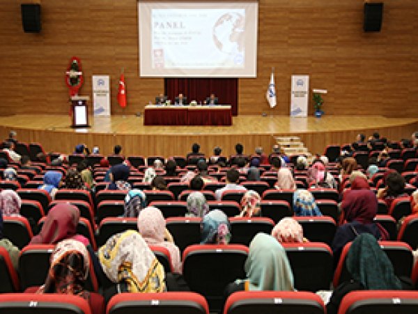 ASÜ'de Kutlu Doğum paneli