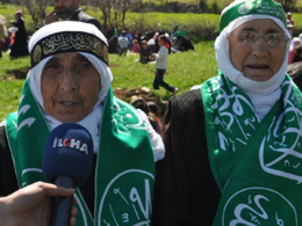 'Önderimiz ve rehberimiz Hz Muhammed'dir'