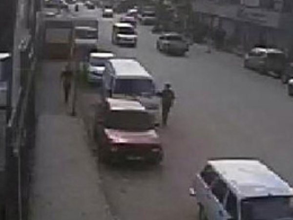 HÜDA-PAR'ın seçim minibüsü soyuldu