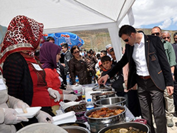 Hizan'da Yetimler yararına kermes