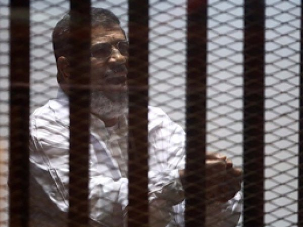 HRW'den Mursi'ye 20 yıl hapis cezasına tepki