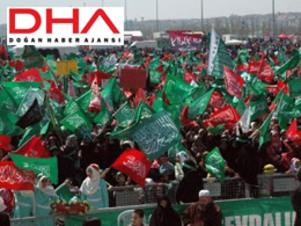 DHA: Binlerce Peygamber Sevdalısı Yenikapı'da