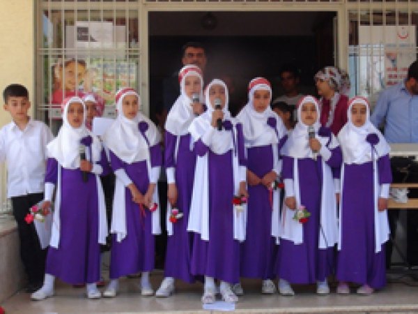 Çermikli minik öğrencilerden Kutlu Doğum etkinliği