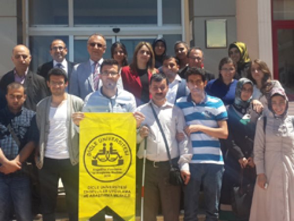 Dicle Üniversitesinde sesli kütüphane kuruldu