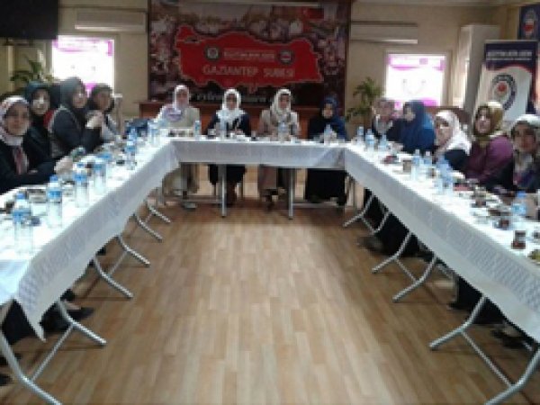 Antep Müftülüğü STK'ların kadın kolları ile bir araya geldi