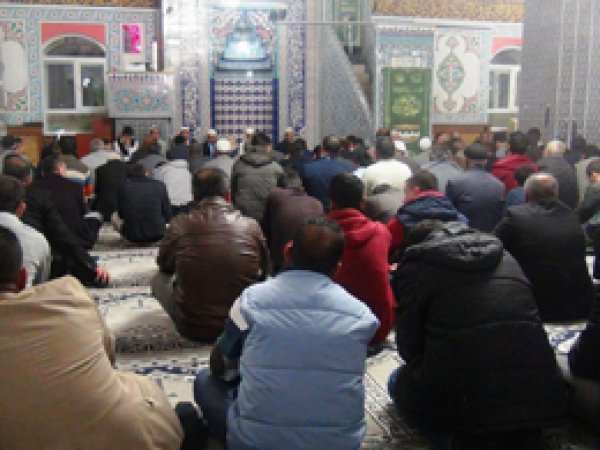 Ağrı’da ‘Miraç Kandili’ coşkusu