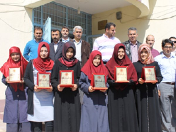 İmam Hatip'liler Olimpiyat birincisi oldu