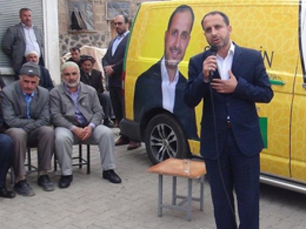 Sait Şahin, Arakonak'ta halka hitap etti