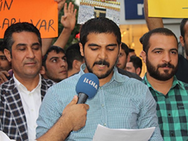 Diyarbakır'da cuntanın idam kararlarına tepki