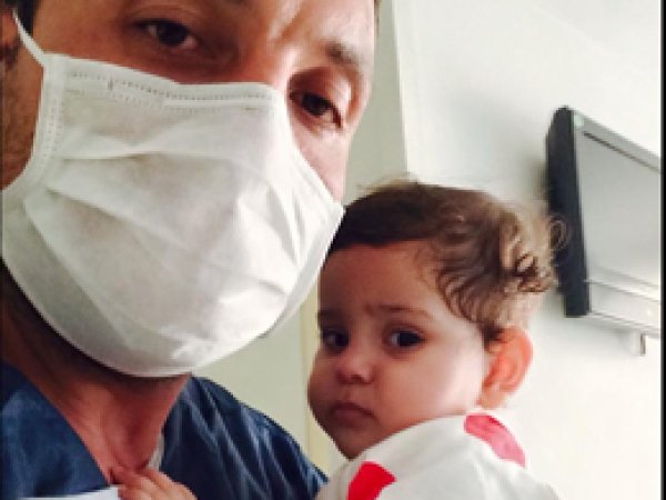 Azra bebek ilik nakli bekliyor