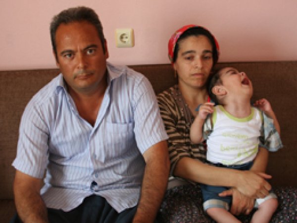 'Bebeğimi engelli bıraktılar adalet arıyorum!'