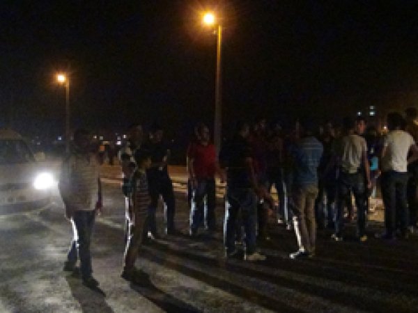 Nusaybin’de yol kapatma eylemi