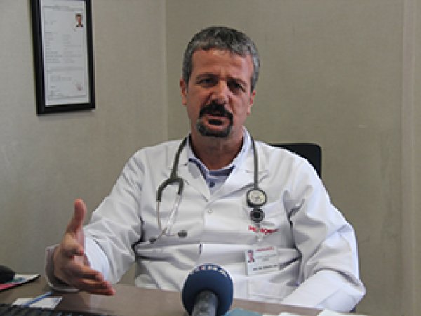 'Sigara kullananın ömründen 20 yıl eksiliyor'