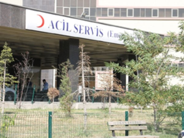 Van’da silahlı saldırıya uğrayanlardan biri öldü