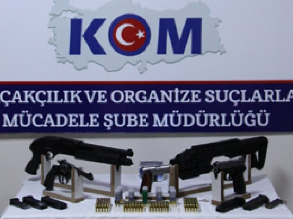 Rakip firmayı tehdit eden firmaya baskın