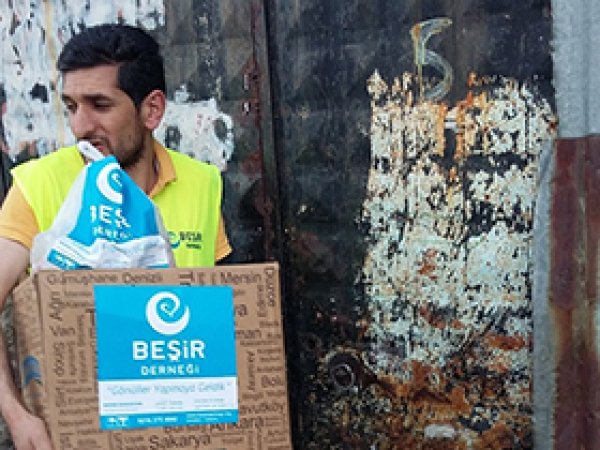 Ağrı Beşir-Der'den Ramazan yardımı