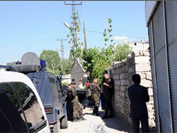 Van'da rehine krizi