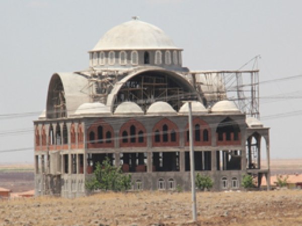 6 yıldır tamamlanamayan cami yardım bekliyor