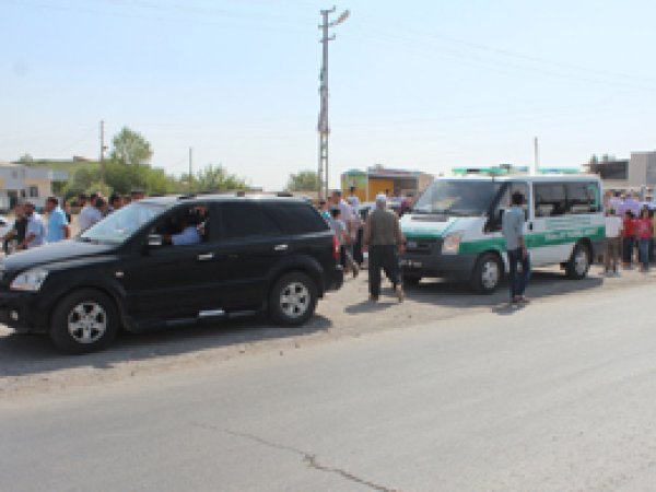 Sınırda bekletilen cenazeler ailelerine teslim edildi