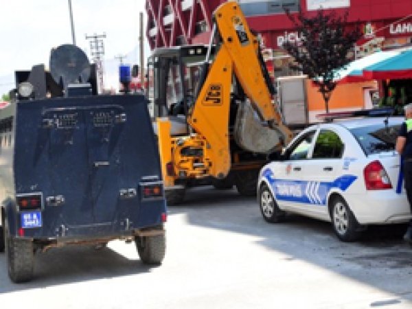 Van’da ‘Hendek’ soruşturmasına 2 tutuklama