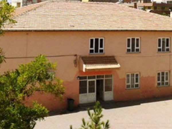 Midyat İmam Hatip Ortaokulu yeni binasına kavuştu