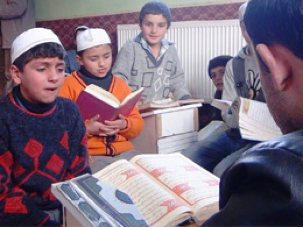 Tatvan’da Kur’an Kurslarına binlerce öğrenci katıldı