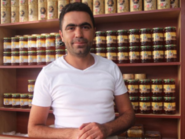 Arıcılar da çatışma sürecinden dertli
