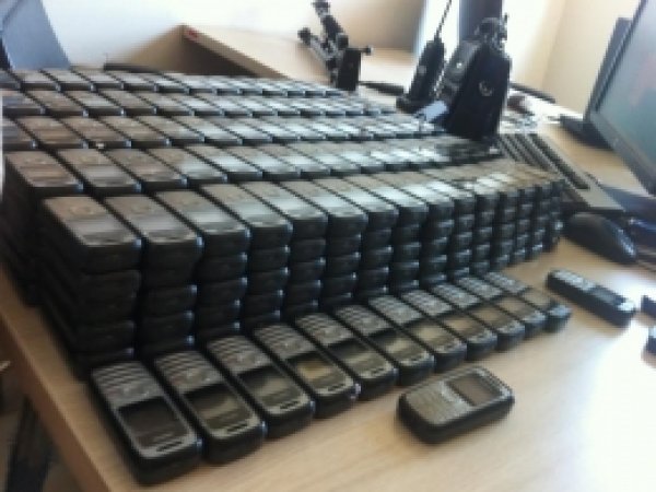 Diyarbakır'da 705 adet kaçak telefon ele geçirildi