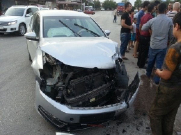 Osmaniye'de maddi hasarlı trafik kazası