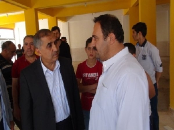 Mardin Valisi patlama yerinde incelemelerde bulundu