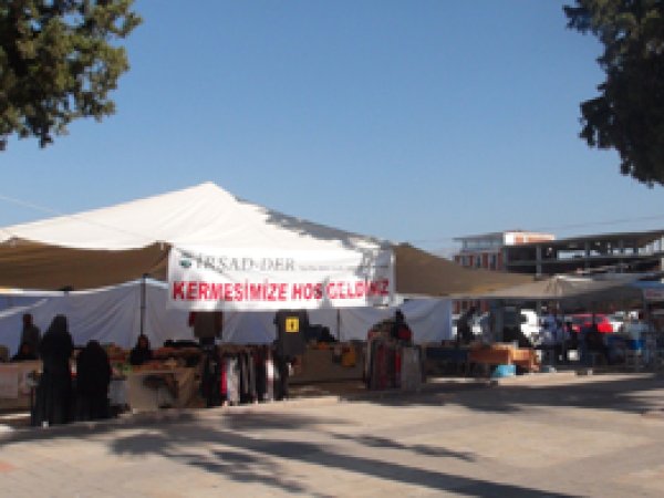 Denizli İrşad Der'den hayır kermesi