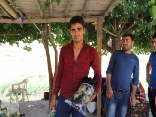 Çatışmalar sebze ve meyve tezgahlarını da vurdu