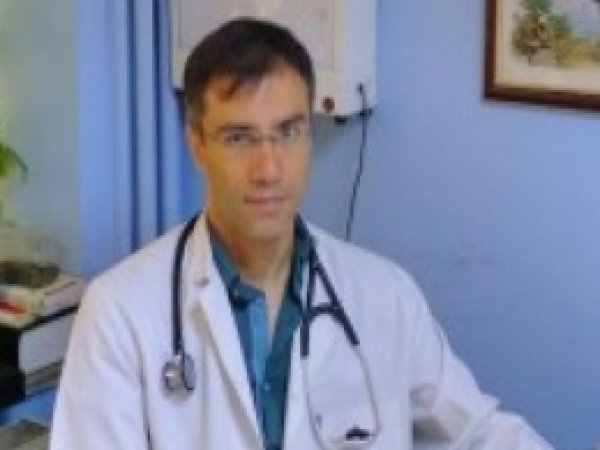 Batman'da bir doktor kalp krizi geçirerek hayatını kaybetti