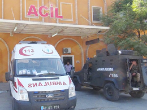 Askerin silahla kendini vurduğu iddia edildi