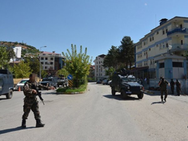 Tunceli'de polis merkezine saldırı: 1 ölü