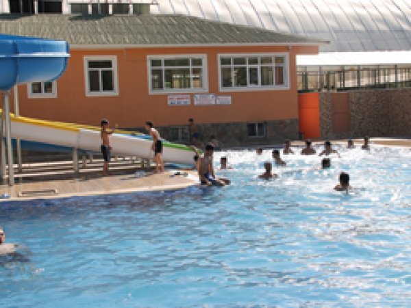 Bingöl'de yüzme havuzlarına ilgi