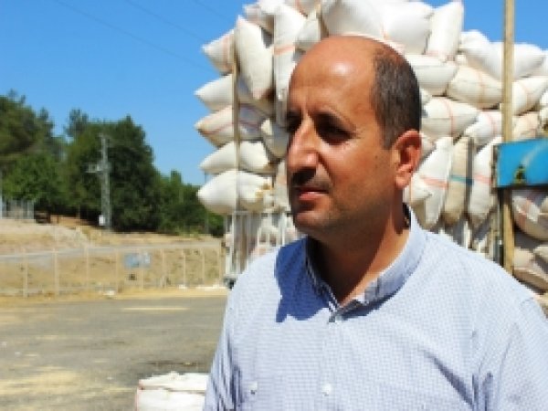 Çatışmalar saman satıcılarını da vurdu