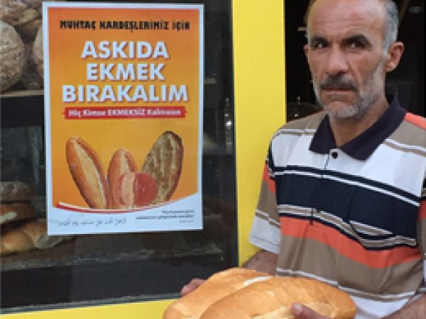 Askıda Ekmek Projesi
