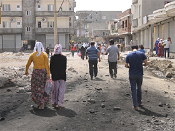 Yasaktan önce Cizre halkı evlerini terk etti