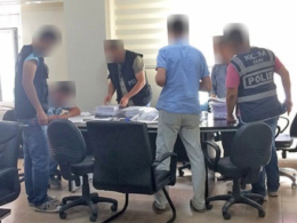 Kocaeli ve Kırşehir'de FETÖ operasyonu