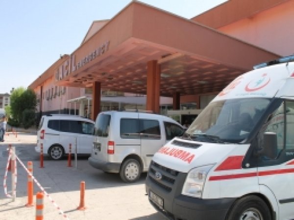 Şırnak'ta kayalıklardan düşen çoban ağır yaralandı