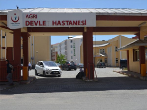 Ağrı'da doktor evinde ölü bulundu