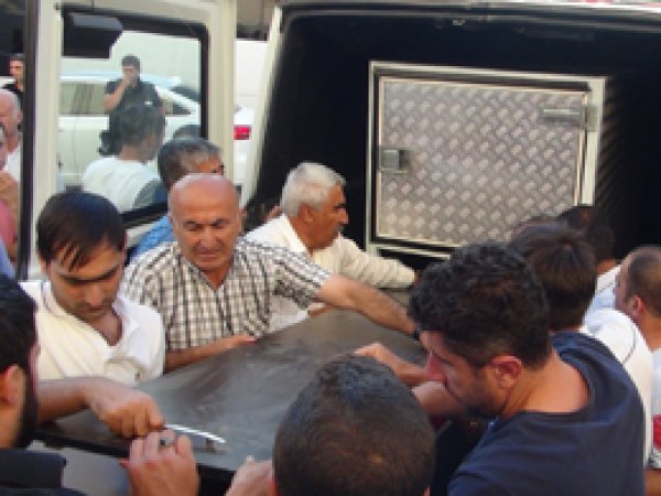 Silvan'da silahlı kavga: 1 ölü