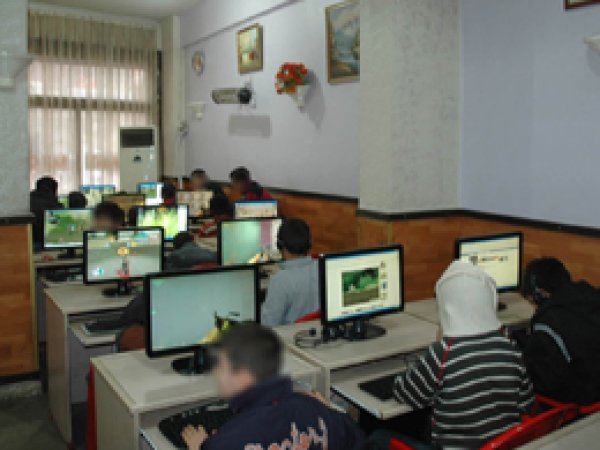 'İnternet kafeler bazı örgütlerin mekânı olmuş'