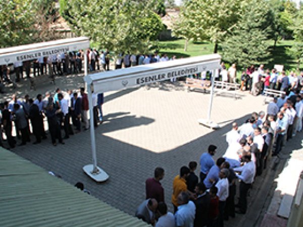 Bingöl'de bayram programına yoğun katılım